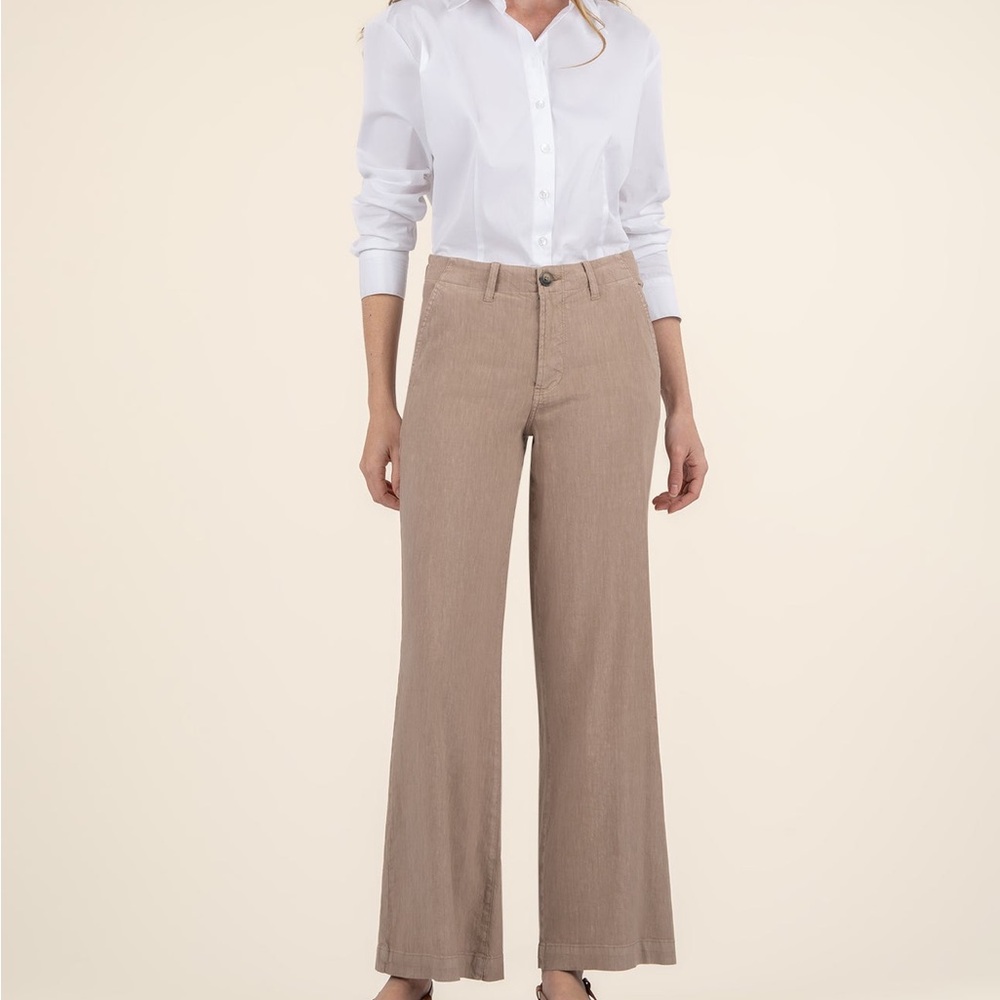 Classic Tan Women's Pants